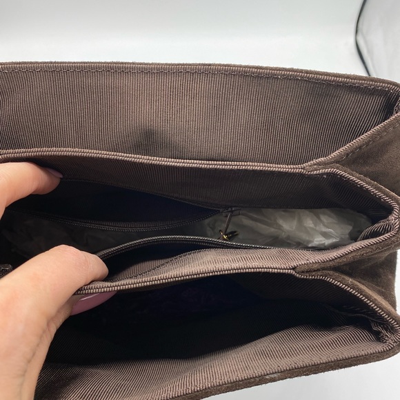 RARE VINTAGE CHANEL BACKPACK - Picture 10 of 16